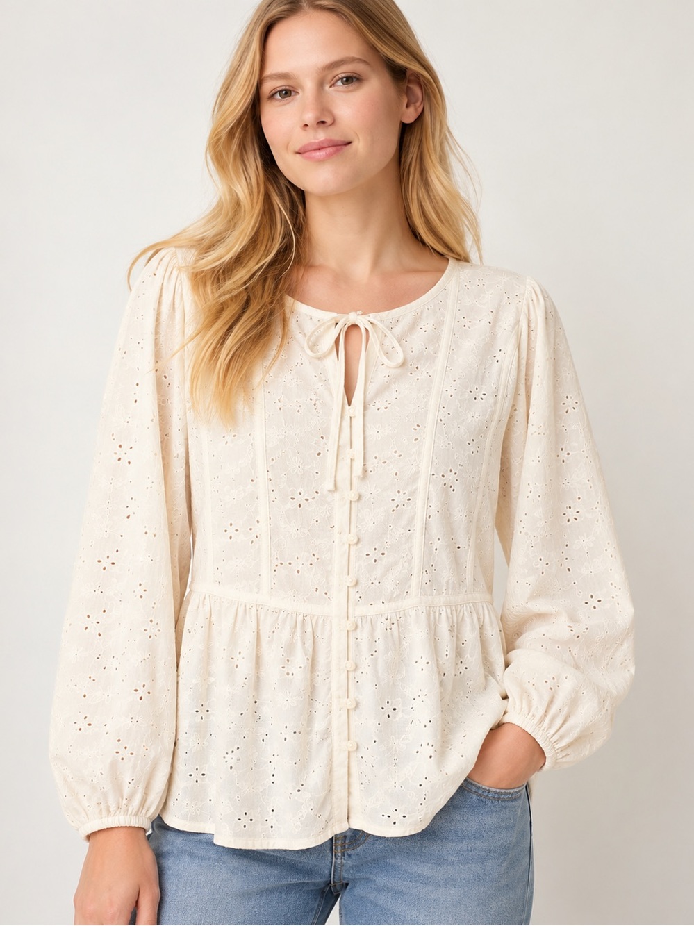 Old Navy Eyelet Peplum Blouse
Cream Size L Tie Neck Button Front
Peasant Top